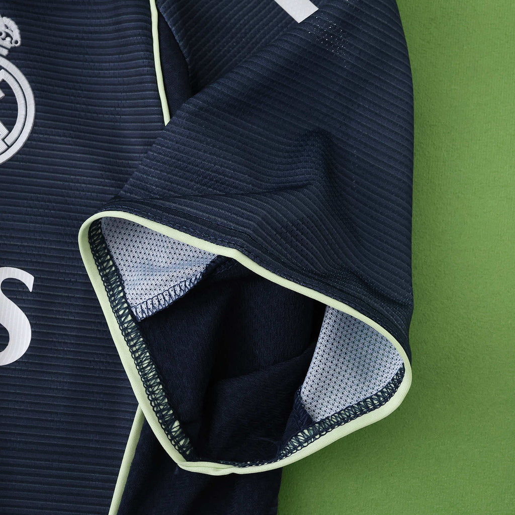 R Madrid Away 25-26 Player Edition