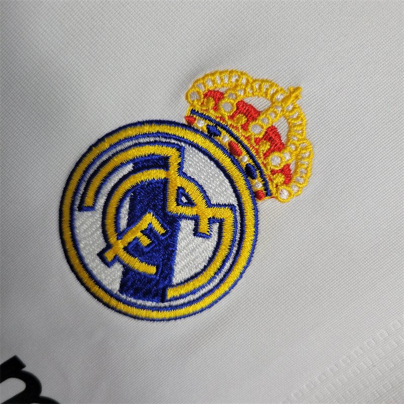 Real Madrid Home 2009/10 Retro Jersey