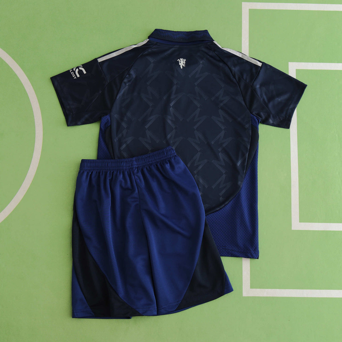 Man United Away Set 24-25