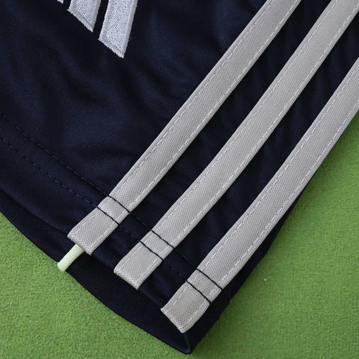 R Madrid Away 25-26 Set