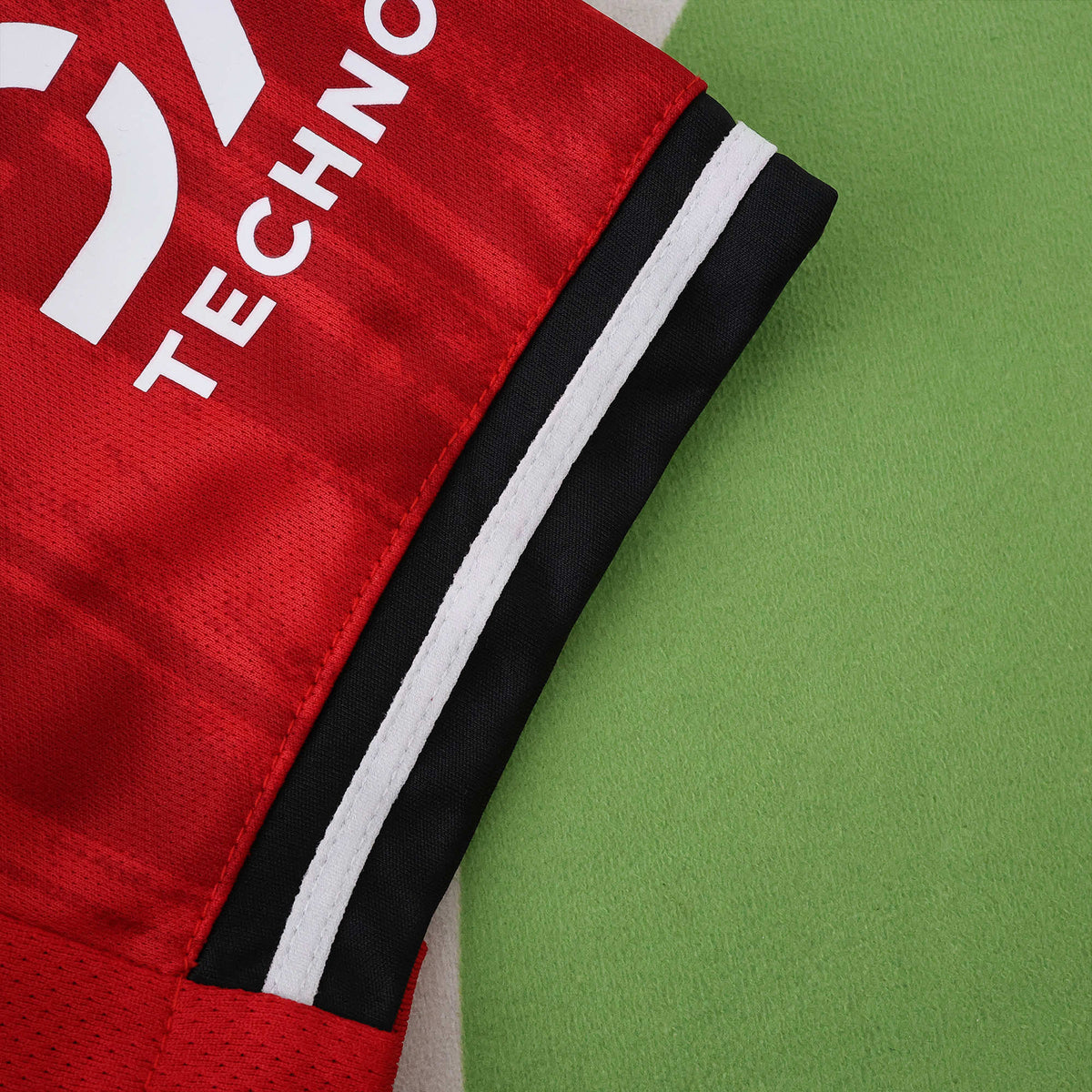 Red United Home 25-26 Fan Edition