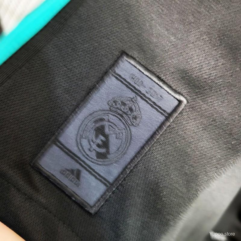 Real Madrid 2017/18  Black Retro Full Sleeve