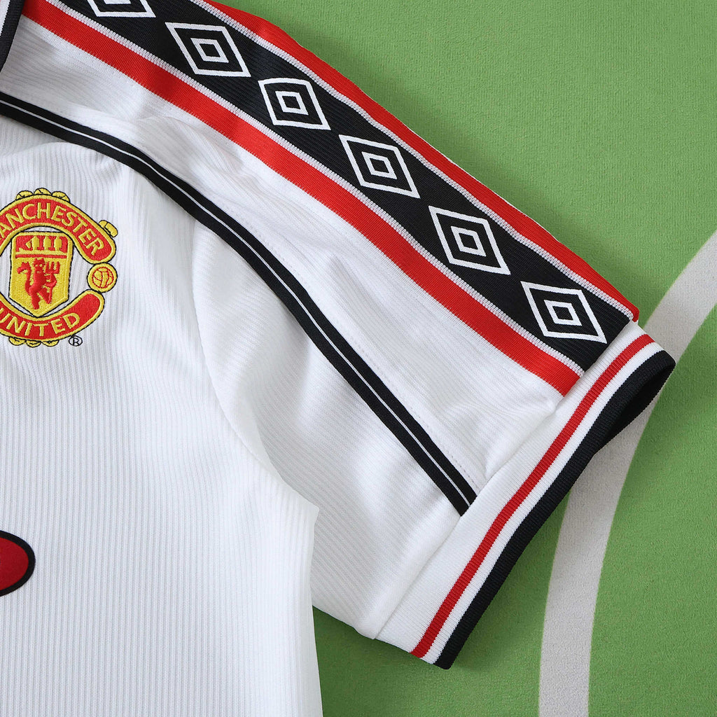 Manchester United 1998 Third Retro Shirt