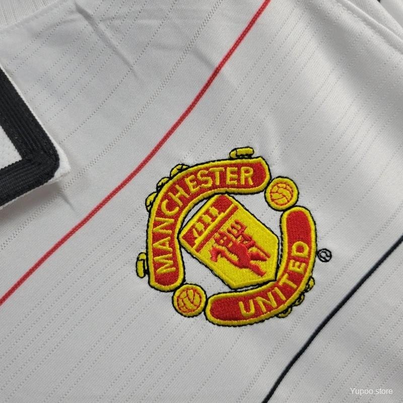 Manchester United away 2004-06 Retro Jersey