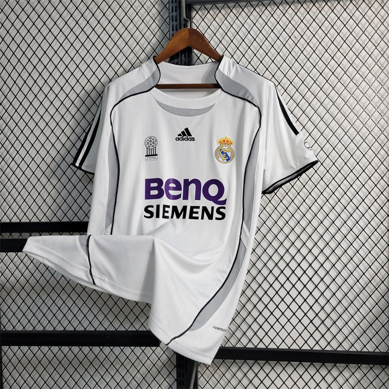 Real Madrid Home 2006/07 Retro Jersey