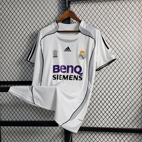 Real Madrid Home 2006/07 Retro Jersey