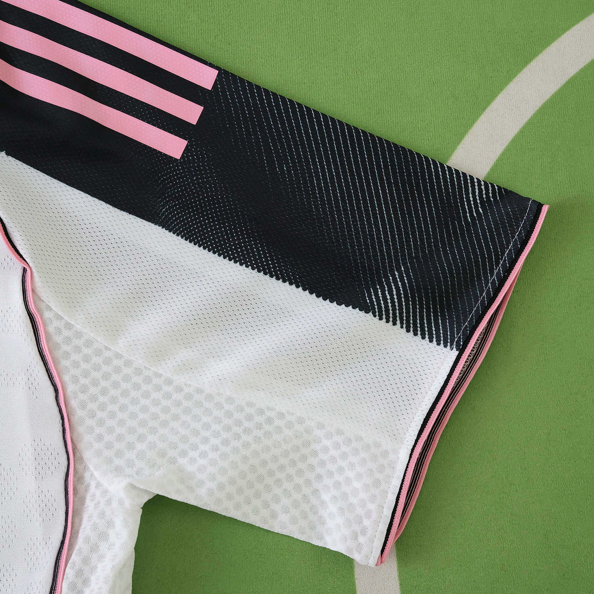 Juventus Home Player 25-26 Player Edition