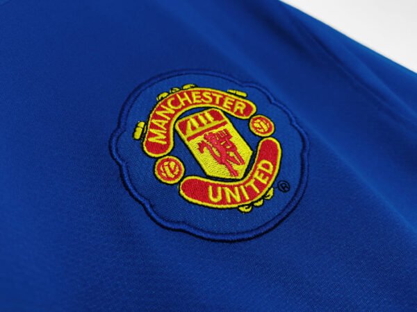 Manchester United Third 2008-09 Full Sleeve Retro - Image 2